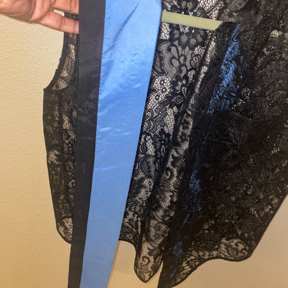 BALENCIAGA Paris Black Lace Sleeveless Button Top Size IT40/M - Picture 3 of 9